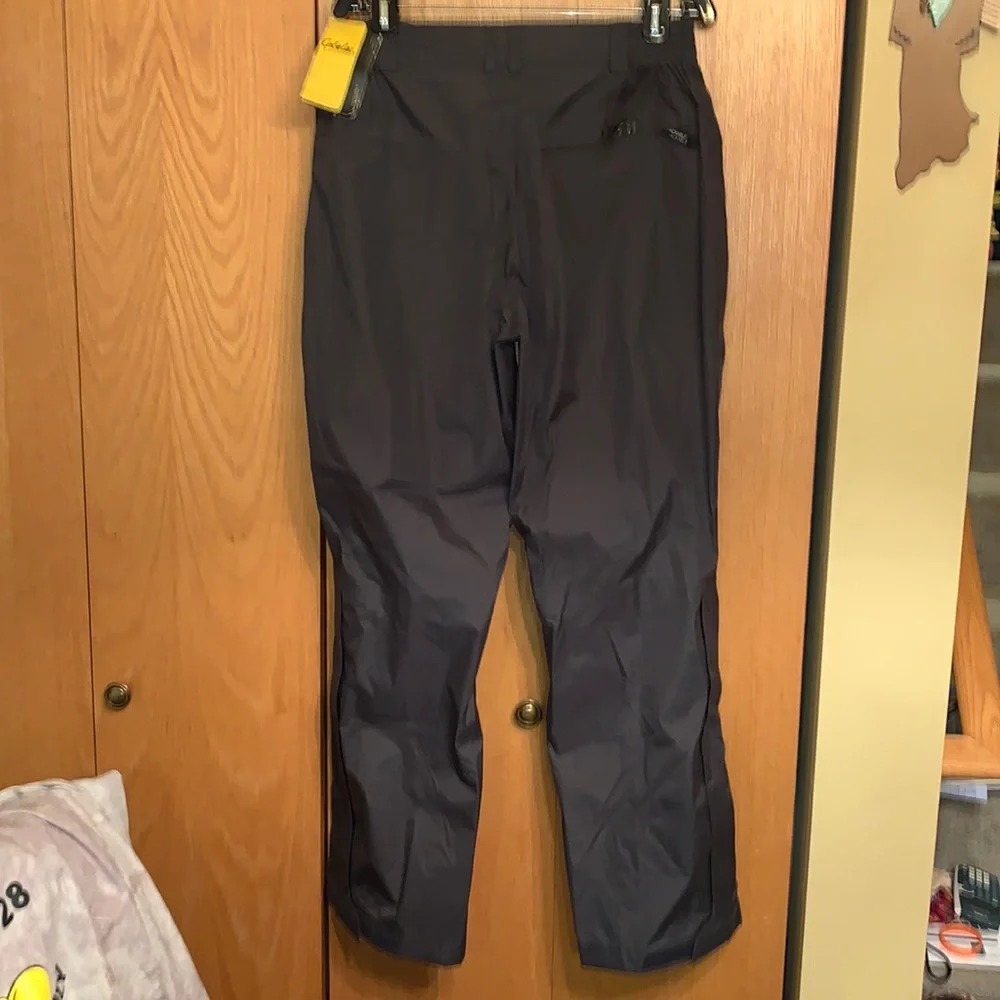New with tags Cabela’s Drencher Rain pant Med packable waterproof pants gray NEW